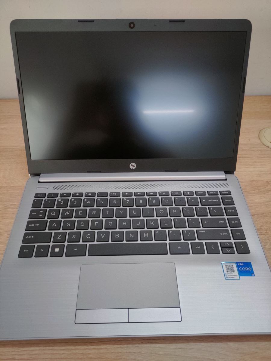 HP 240 G8 - Ảnh 4