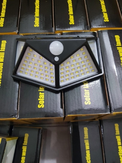 led-cam-bien-chuyen-dong-nang-luong-mat-troi-dq2020820102144